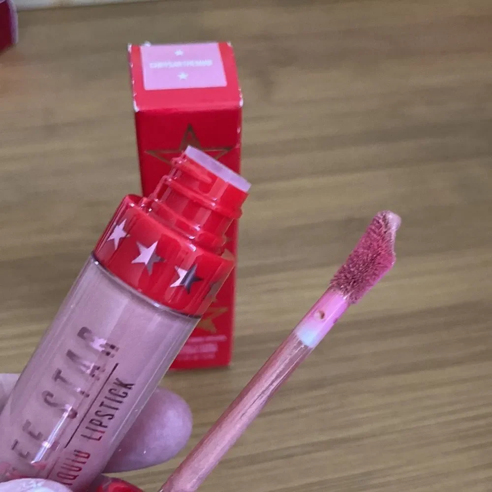 Jeffree Star Velour Liquid Lipstick-Pink Kitten & Chrysanthemum